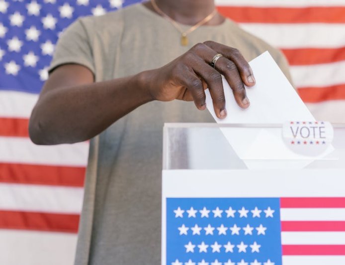 Mengulik Dana Besar Crypto Fairshake Menjelang Pemilu AS