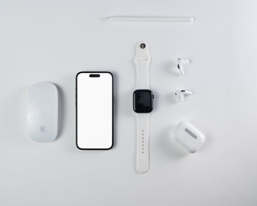 Apple Siapkan AI Pin Canggih Sekecil AirTag dengan Kamera dan Mic
