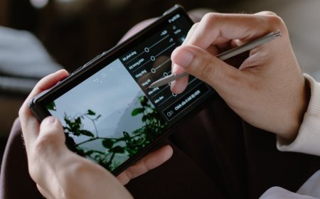 Berapa Lama Waktu Layar Kita Setiap Hari Menurut Profesi