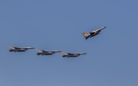 Prabowo Sapa Pilot F-16 di Langit Yordania, Momen Bersejarah Penuh Kehormatan