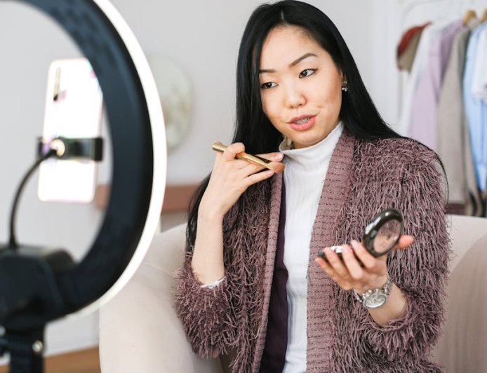 Mengapa Blogger Ibu Kiri Jarang Muncul di Media Sosial