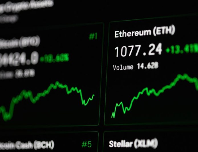 Ethereum Anjlok Terlama Sejak 2022, Paus Diam! Apa Selanjutnya untuk ETH?