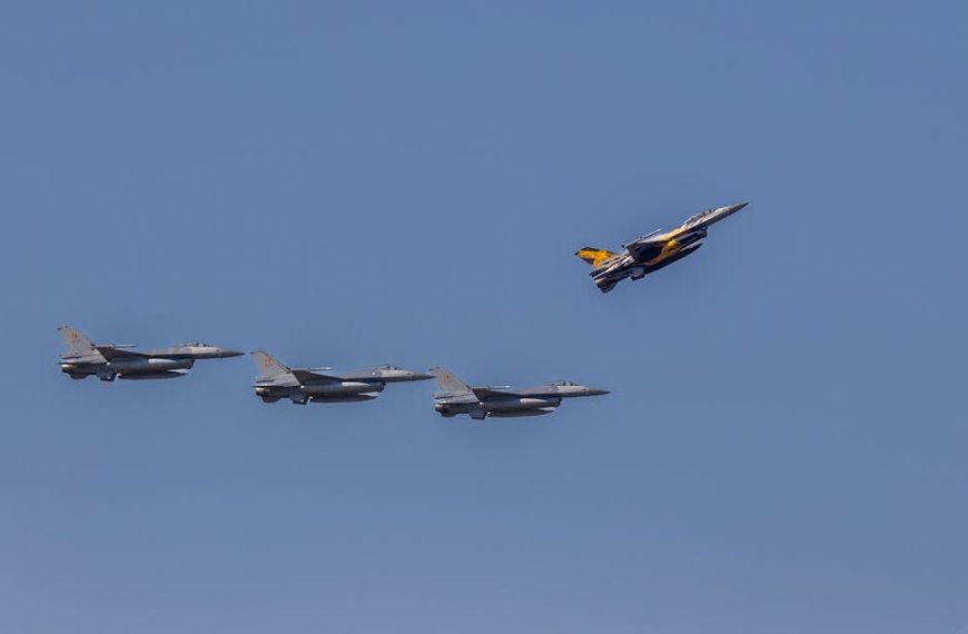 Prabowo Sapa Pilot F-16 di Langit Yordania, Momen Bersejarah Penuh Kehormatan