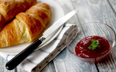 Rendang Croissant Viral Inovasi Kuliner Tradisional Menuai Pro Kontra