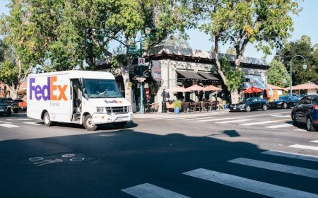 Gugatan Refund Tarif FedEx dan Implikasinya bagi Keuangan Bisnis