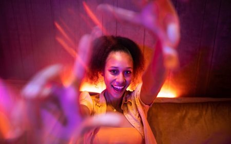 Minyak Teluk, AI Pentagon, dan Tren Analog Gen Z Menguak Isu Global