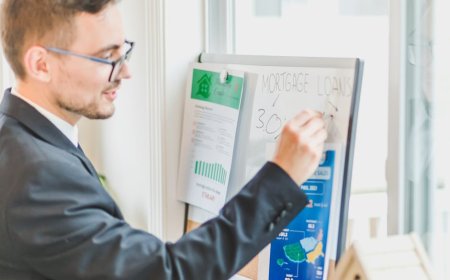 Membedah Penjualan Portofolio Pinjaman Blue Owl dan Implikasinya Bagi Investor