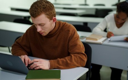 Tips Bijak Hadapi Batasan AI di Sekolah untuk Anak dan Orang Tua