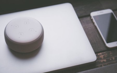 Mengupas Asisten AI Kesehatan Amazon dan Implikasinya bagi Asuransi Digital