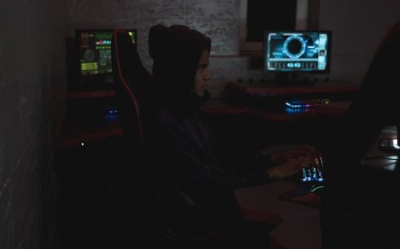 Risiko Finansial Data Center Saat Konflik dan Dampaknya ke Investor