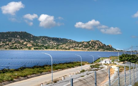 India Pertimbangkan Pelonggaran Aturan Grid Listrik Energi Terbarukan