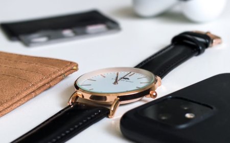 Dreame Hadirkan Smartphone Mewah Unik dengan Jam Analog