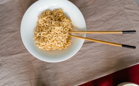 Fakta Konsumsi Mi Berlebihan Bisa Ganggu Metabolisme Tubuh Kamu