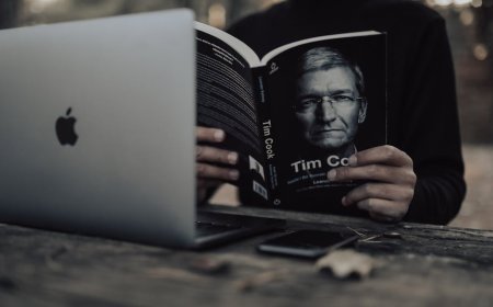 Tim Cook Tegaskan Tidak Akan Pensiun dari Apple dalam Waktu Dekat