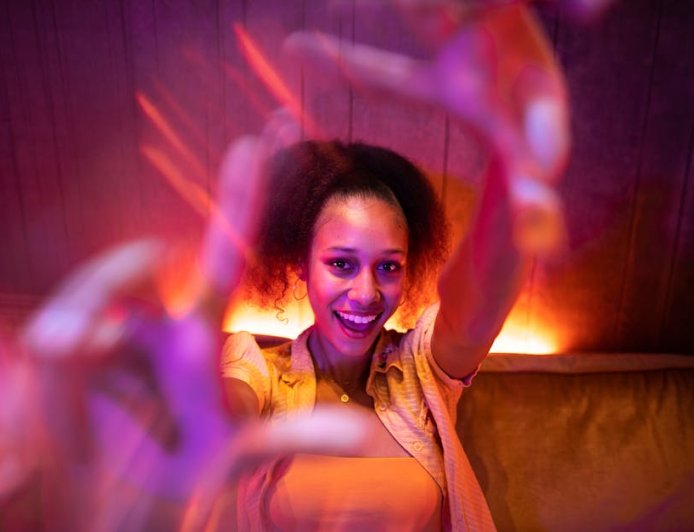 Minyak Teluk, AI Pentagon, dan Tren Analog Gen Z Menguak Isu Global