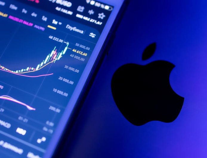 CEO Adobe Mundur di Tengah Era AI, Saham Perusahaan Anjlok Drastis