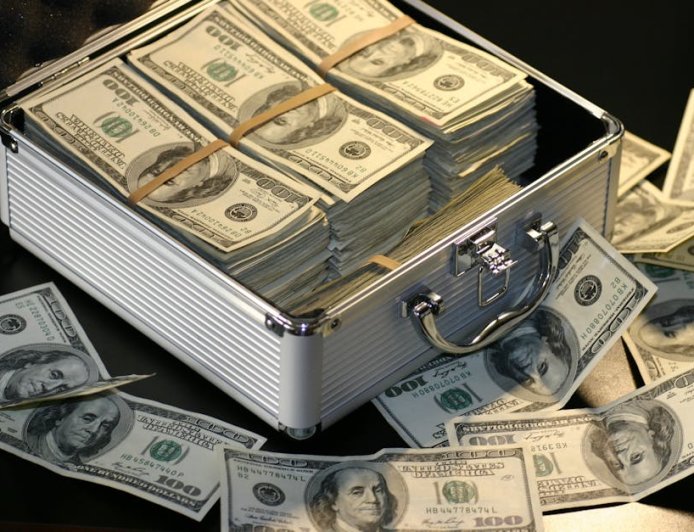 Oil Shock Picu Pergeseran Investasi dari Obligasi ke Saham