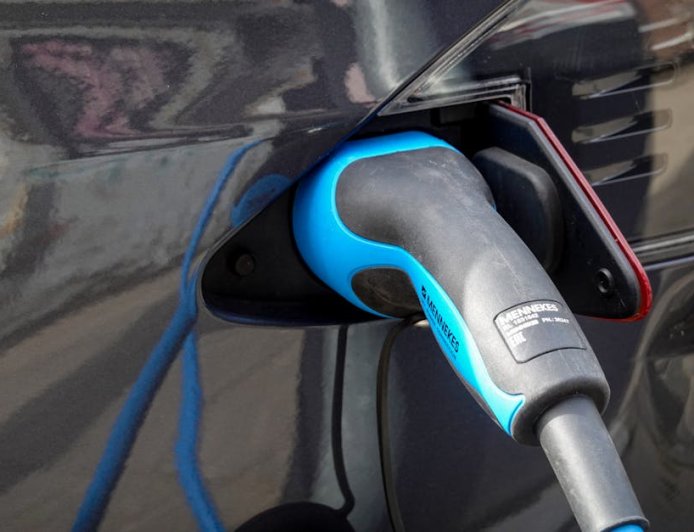Panduan EV Saat Harga Gas Melonjak Ini yang Perlu Diketahui