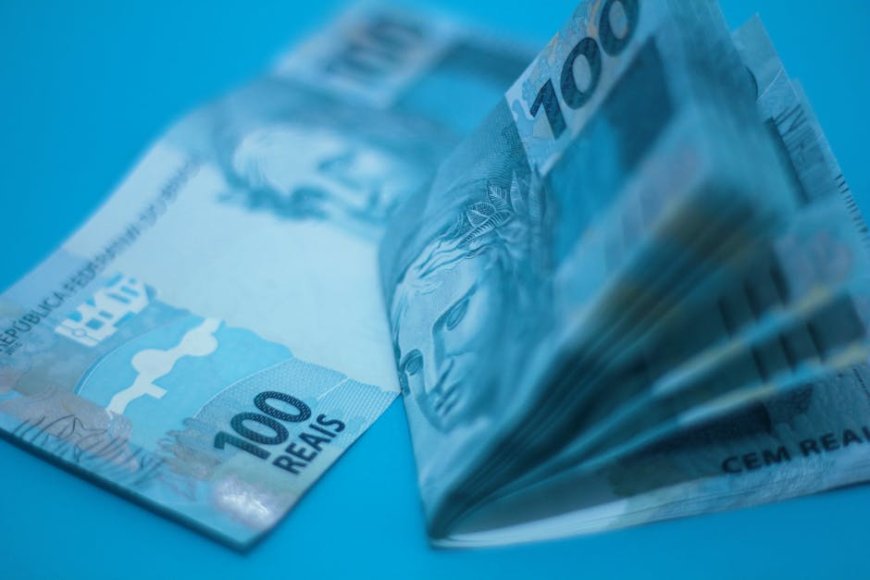 Dampak Pembekuan Aset Bank Sentral Rusia bagi Investor Global