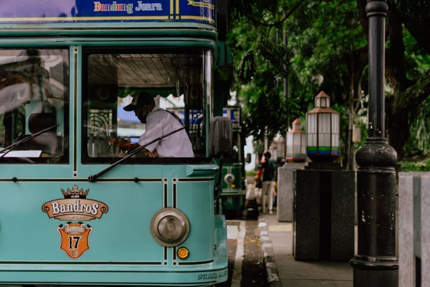 Proyek Halte BRT Bandung Dimulai, Siap Tingkatkan Layanan Transportasi Kota