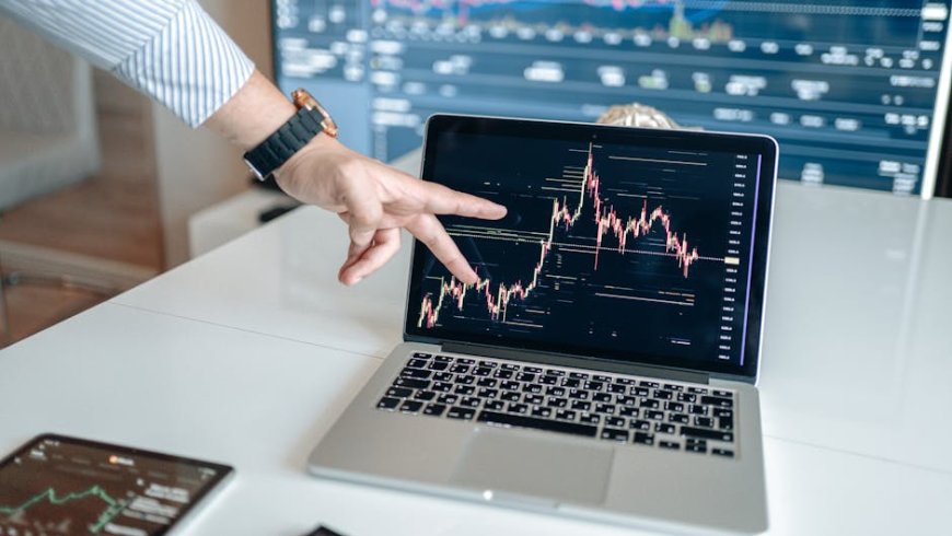 Prediksi Bitcoin Terbaru dan Target Harga Berikutnya Menurut Analis