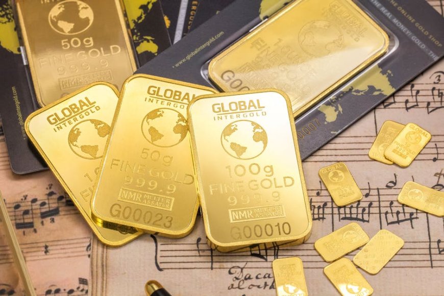 Kenapa Investor Ritel Ramai-Ramai Beli Emas Saat Wall Street Jualan