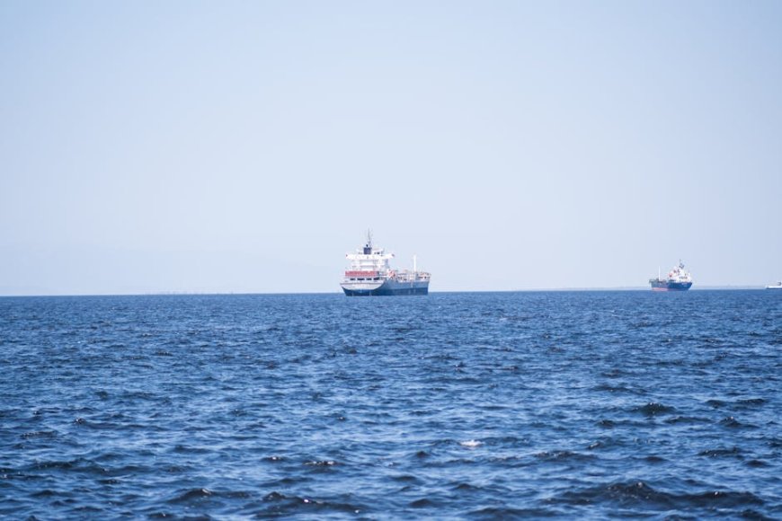 Lokasi Kapal Teluk Persia Jadi Terbaca Setelah Gangguan Sinyal Mereda