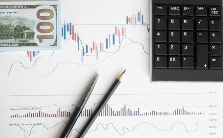 Aktivitas Bisnis AS Melandai, Dampak ke Inflasi dan Pasar Saham