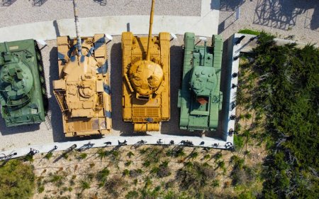 Israel Akan Hancurkan Semua Rumah di Dekat Perbatasan Lebanon