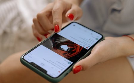 Ofcom Temukan Lebih Sedikit Orang UK Posting Media Sosial