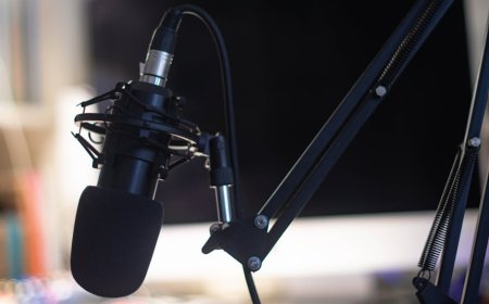 OpenAI Akuisisi Startup Podcast TBPN untuk Narasi AI Global