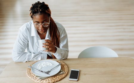 Ciri Kecanduan Gadget dan Cara Mengatasinya