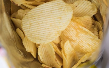 Intel Bertaruh Besar di Chip AI Canggih, Miliaran Dolar Menanti Kamu!