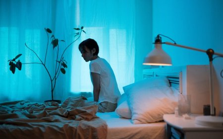 Tidur Malam dan Mitos Kesehatan Mental yang Menghambat Kesetaraan Akses