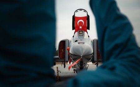 Trump Siaga Militer AS di Iran Siap Serang Jika Gencatan Gagal