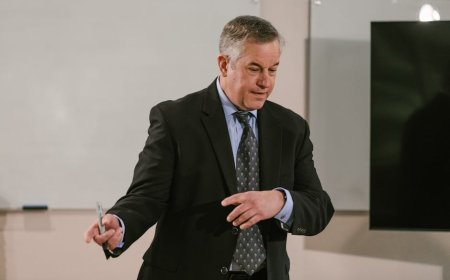 CEO Amazon Ungkap Pendapatan AI dan Jawab Keraguan Belanja 2026