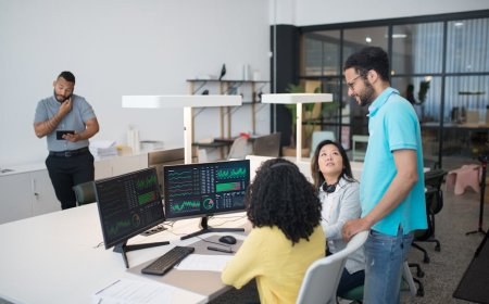 Survei Gallup Perbedaan Sikap Pekerja terhadap AI di Tempat Kerja