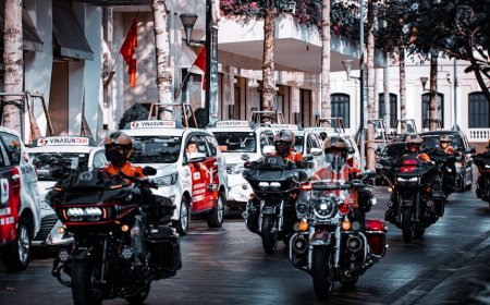 Massa Ojol Geruduk SMRC Tuntut Saiful Mujani Cabut Pernyataan Picu Polemik