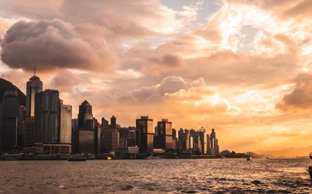 Mengenal IPO Hong Kong Victory Giant dan Risiko Geopolitik