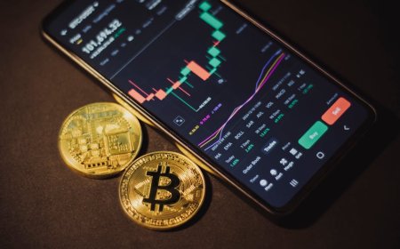 Lindungi Aset Bitcoinmu Sekarang! Belajar Strategi Opsi Nakamoto, Bitwise, Kraken