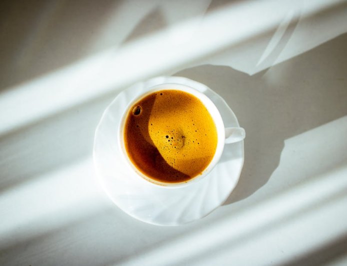 Mitos Kopi Pagi dan Umur Panjang Fakta Penelitian Terbaru