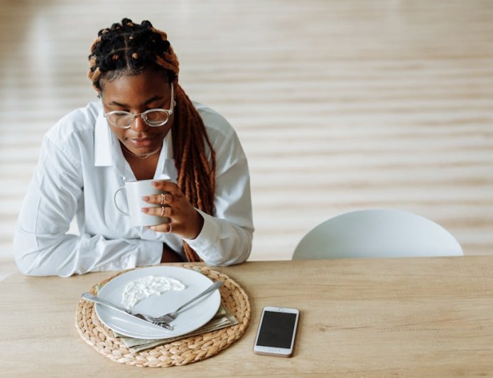 Ciri Kecanduan Gadget dan Cara Mengatasinya