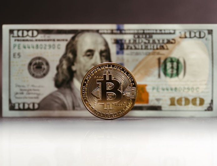 Hubungan Simbiosis Bitcoin dan Dolar AS serta Dampaknya
