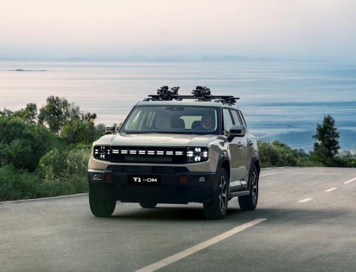 Kekhawatiran EV China di AS Dampaknya ke Harga Saham Otomotif