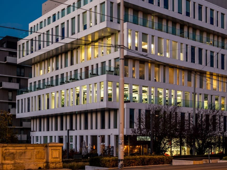 Carlyle Akuisisi Mayoritas MAI Capital Valuasi 2,8 Miliar Dolar