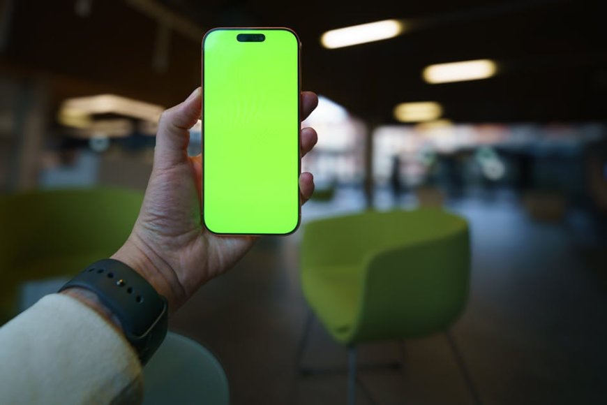 Penantian Trump Phone di The Verge dan Status T1 Phone 8002