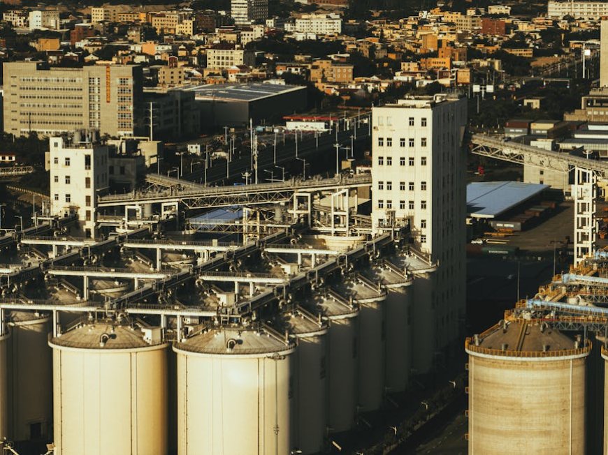 Tarif Trump dan Guncangan Rantai Pasok Dampaknya ke Biaya Produksi