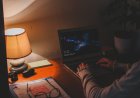 Mitos Blue Light Filter Kacamata Tidak Selalu Efektif