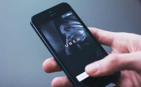 Uber Tambahkan Layanan Hotel di Aplikasi, Perluas Dominasi Pasar Perjalanan Digital