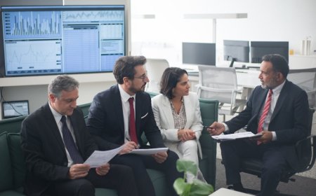 Kolaborasi Anthropic dan Wall Street Bangun Perusahaan AI Baru